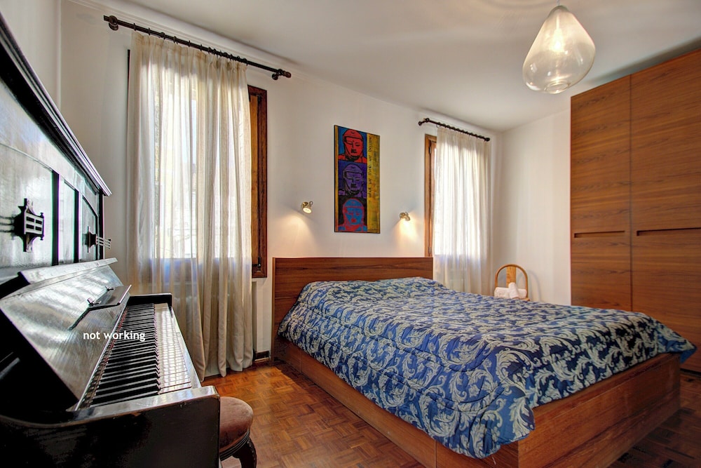Apartment photo 3