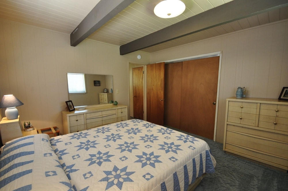 Cabin, 3 Bedrooms photo 1