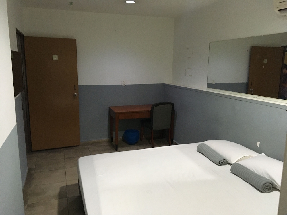 Standard King Room, No window