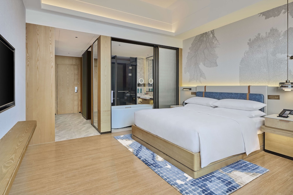 KING GUEST ROOM - Photo 9