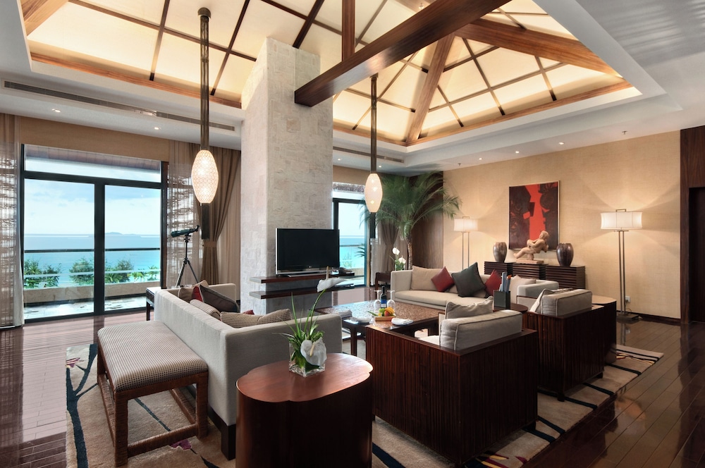 3 Bedroom Ocean View Presidential Suite