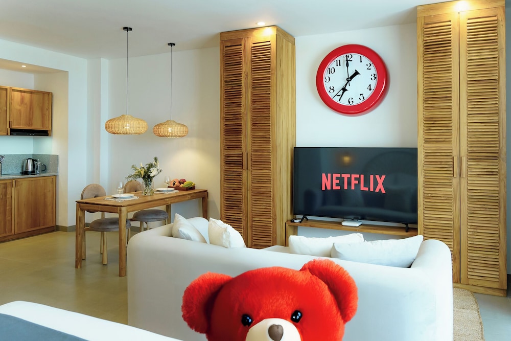 Deluxe Studio, Non Smoking, City View