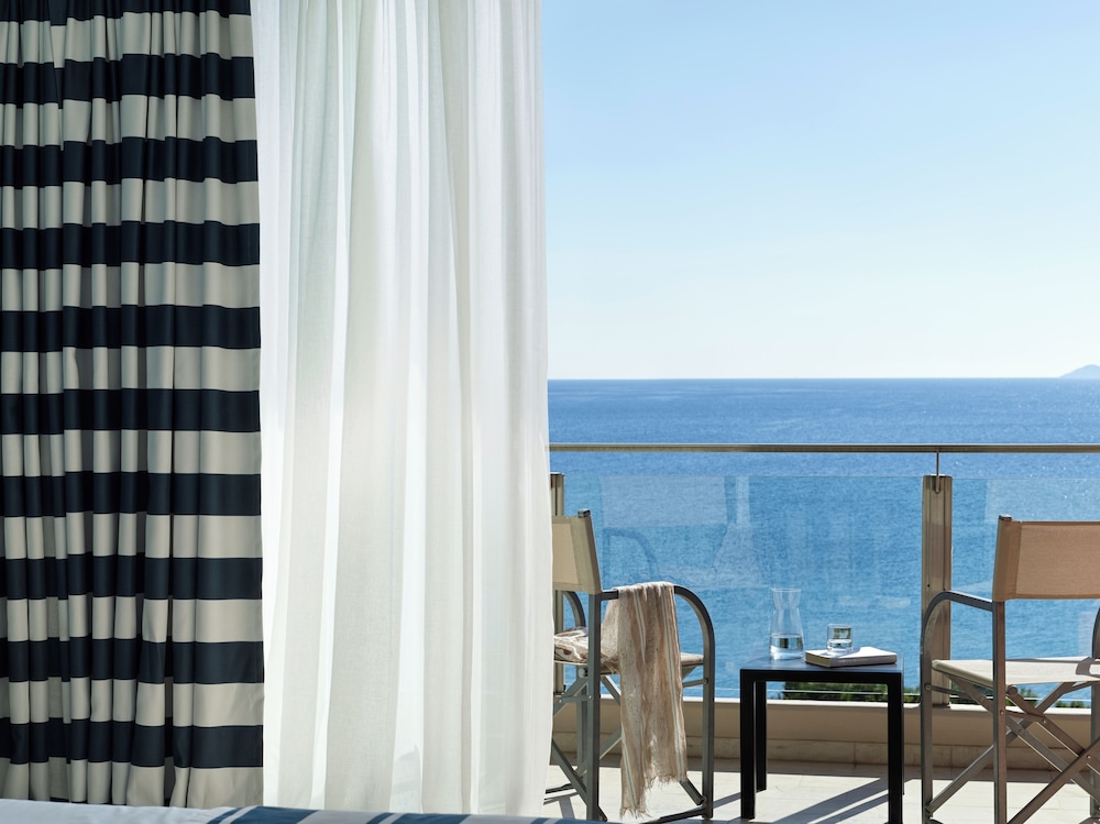 Superior Room, Sea View - Photo 6
