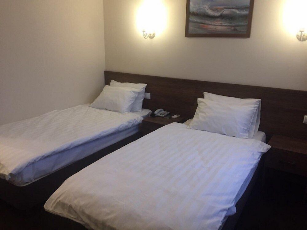 Superior Twin Room photo 2
