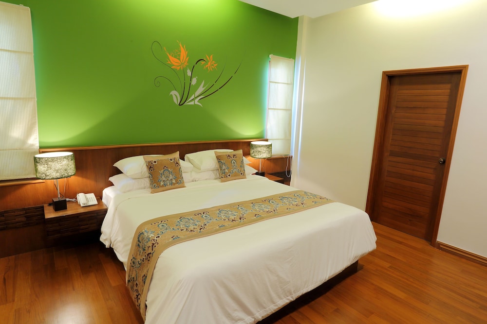 Deluxe Double Room photo 2