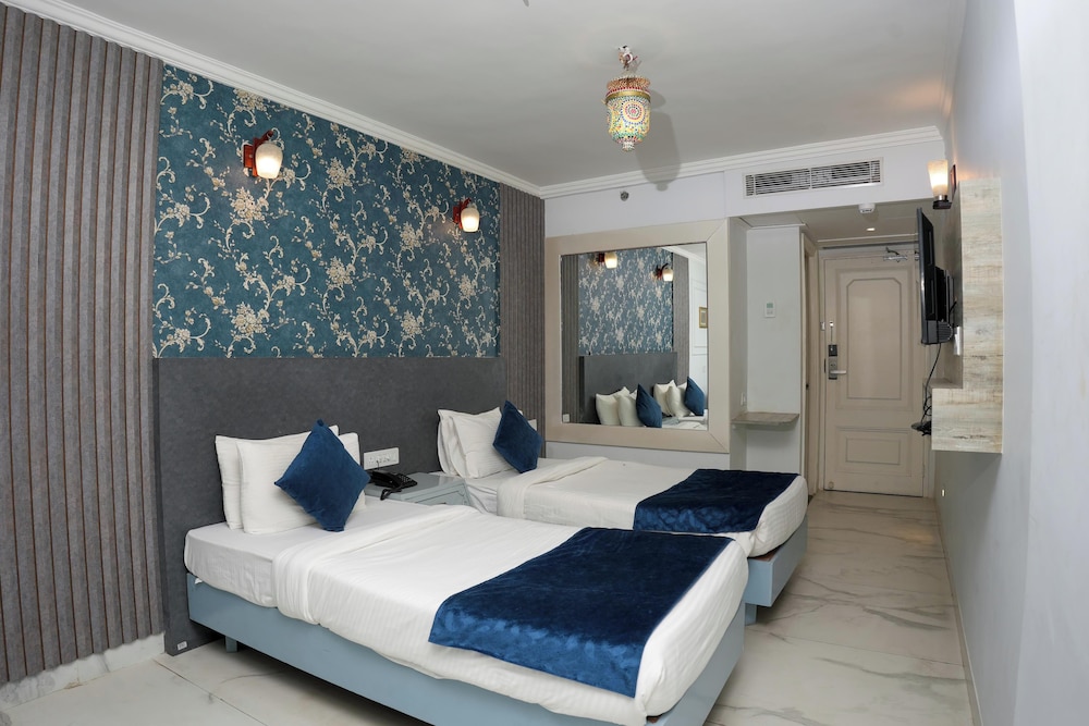 Executive Twin Room - Photo 1