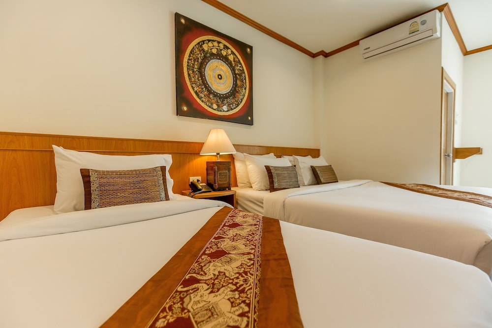 Superior Triple Room photo 2