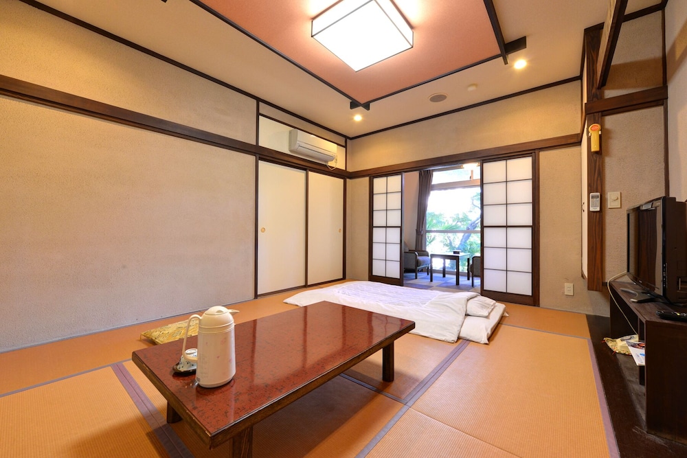 Japanese Style Room for 3 People, Ground Floor photo 3