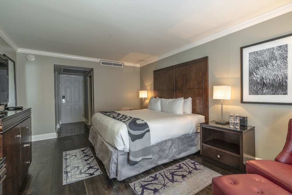 Superior Room, 1 King Bed - Photo 3
