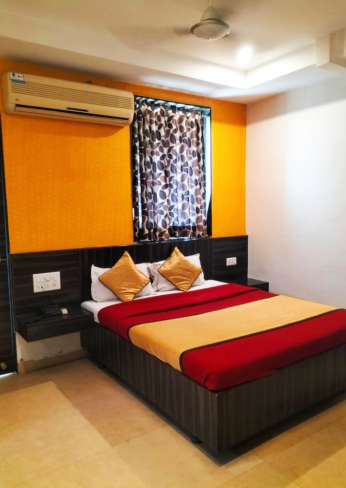 Deluxe Double Room photo 3