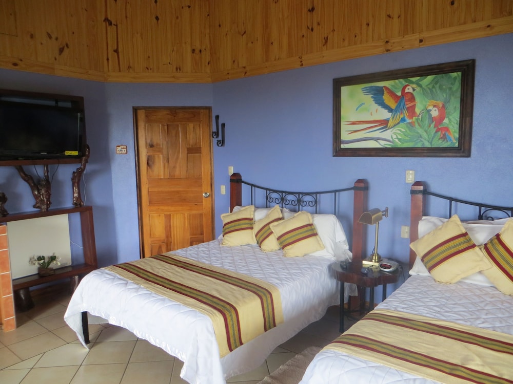 Quadruple Room photo 2