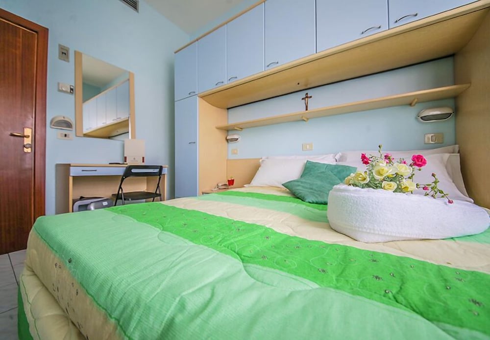 Double Or Twin Room photo 1