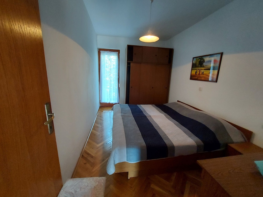 Apartment (A2) photo 2