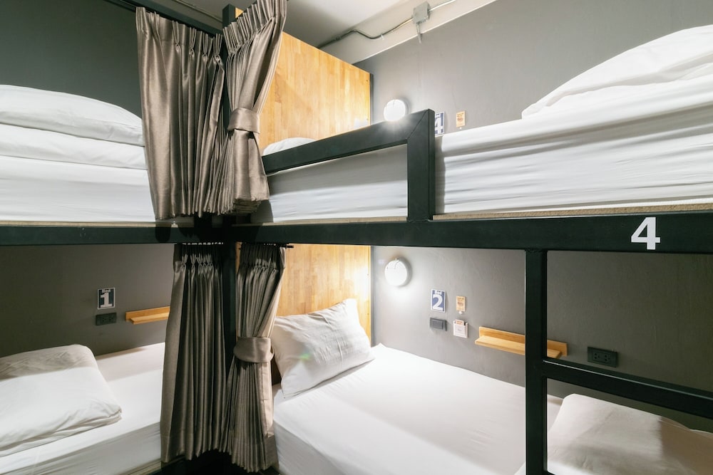 Deluxe Mixed Dormitory photo 2