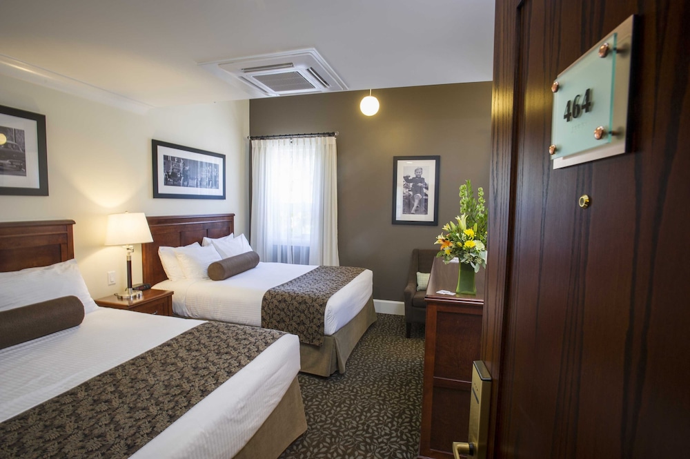 Deluxe Room, 2 Queen Beds (Deluxe 2 Queens)