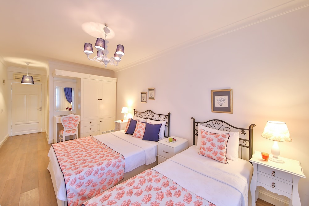 Standard Quadruple Room, 2 Double Beds