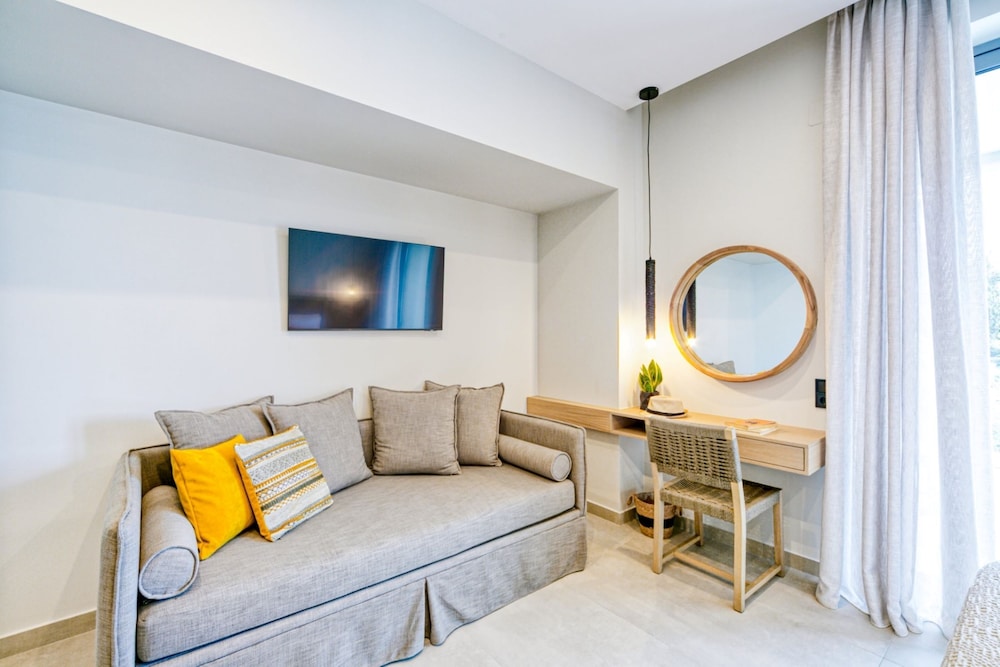 Executive Double Room - Photo 2