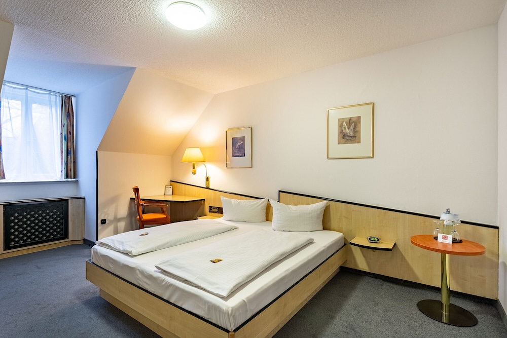 Comfort Room - Photo 2