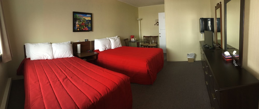 Standard Room, 2 Double Beds photo 3