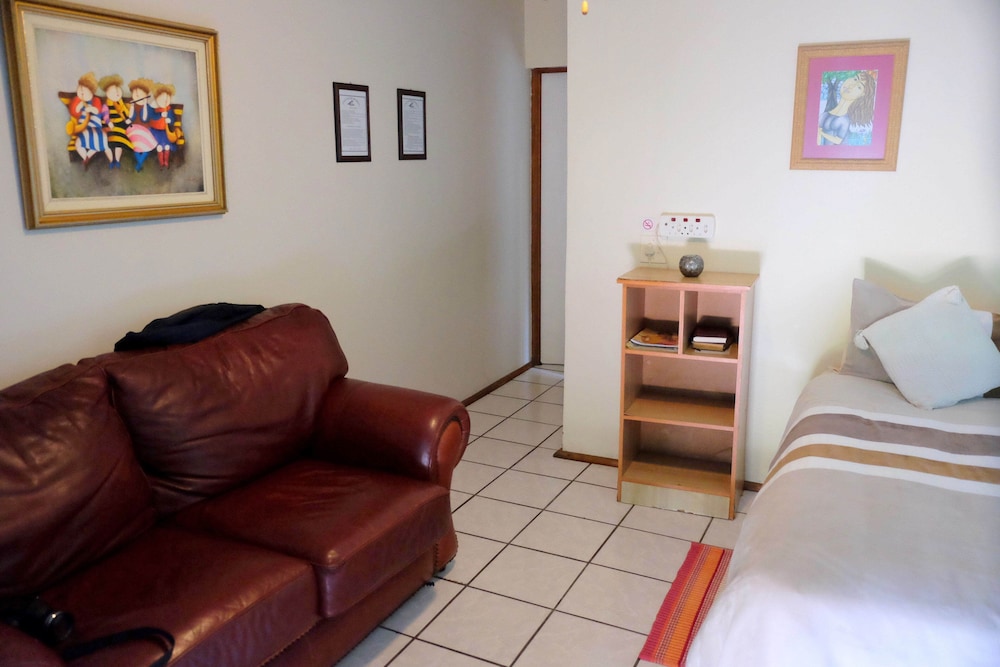 Family Room, 2 Bedrooms, Non Smoking photo 2
