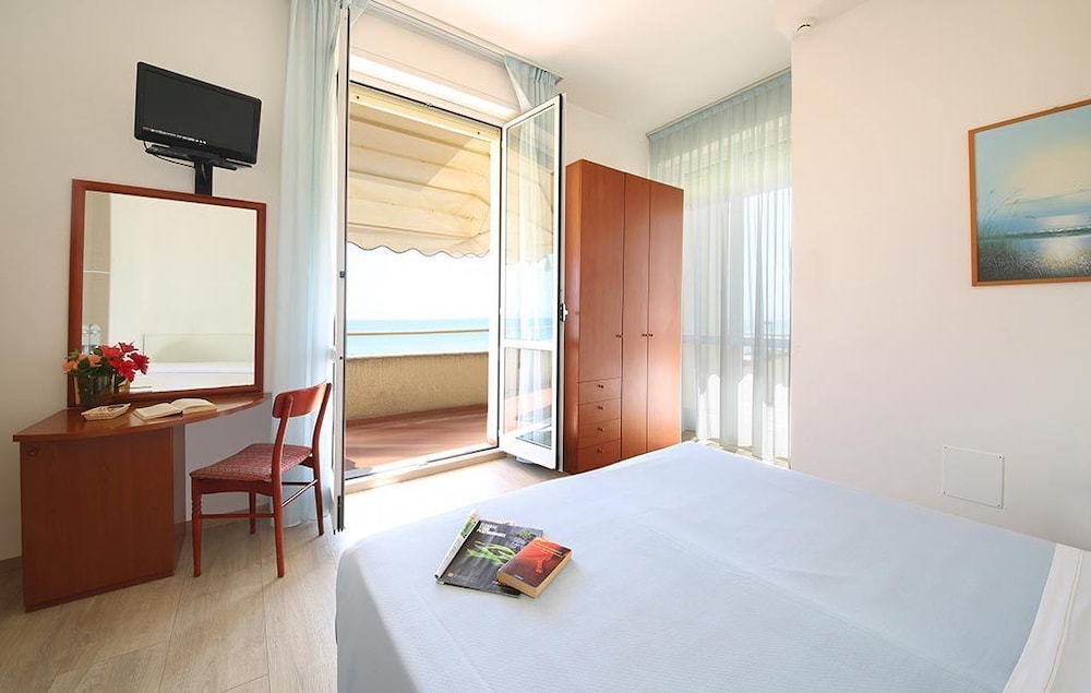 Superior Room, Sea View