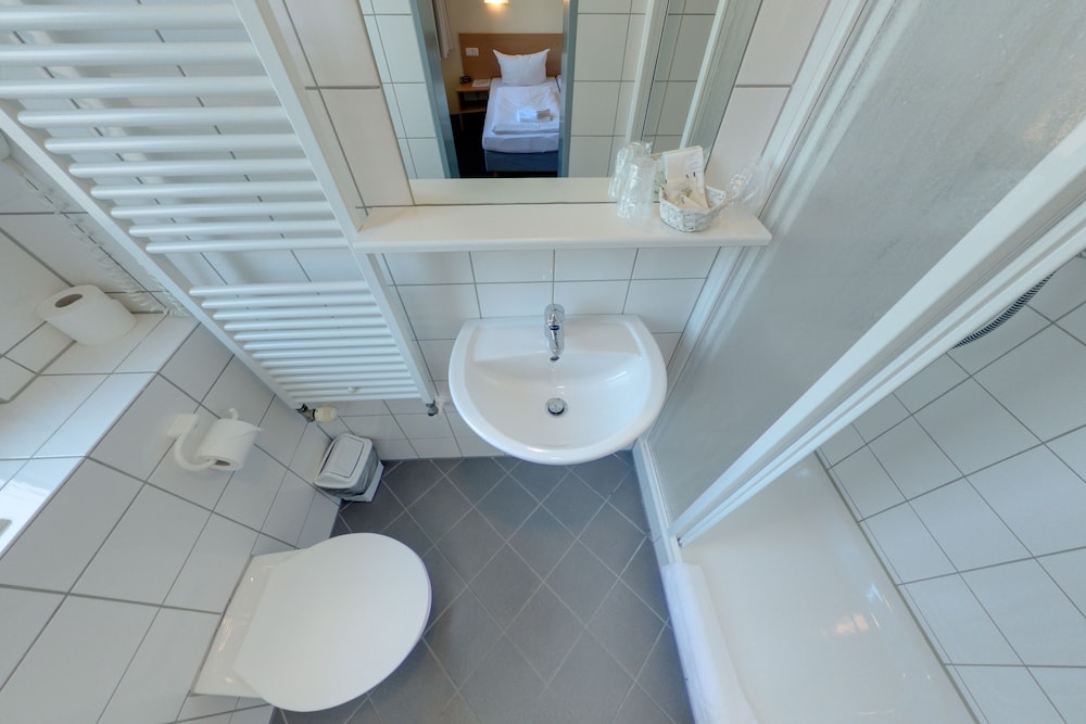 Comfort Double Room - Photo 12