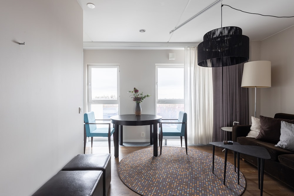 Studio suite with balcony photo 2