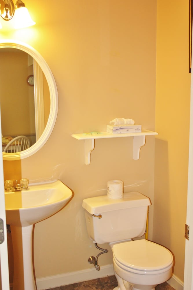 Townhome, 2 Bedrooms, Non Smoking, 2 Bathrooms photo 2
