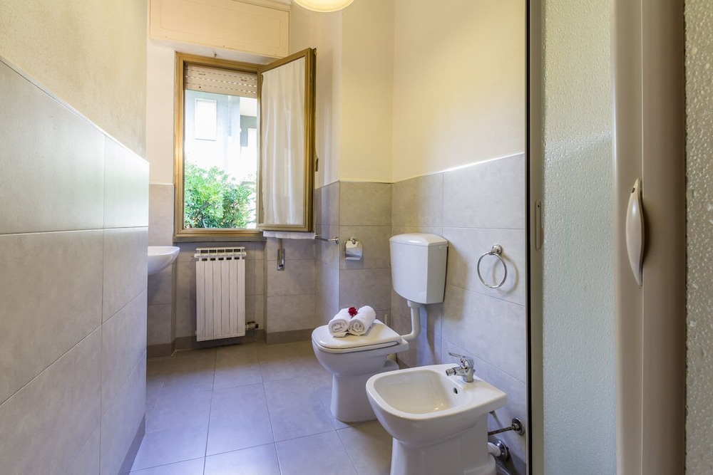 Family Apartment, Multiple Beds, Garden Area (Fiorella 1 500mt from sea) photo 3