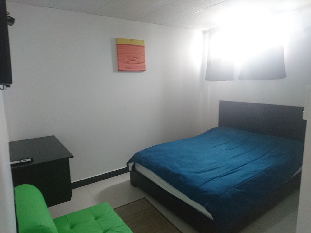 Comfort Double Room Single Use, 1 King Bed photo 1