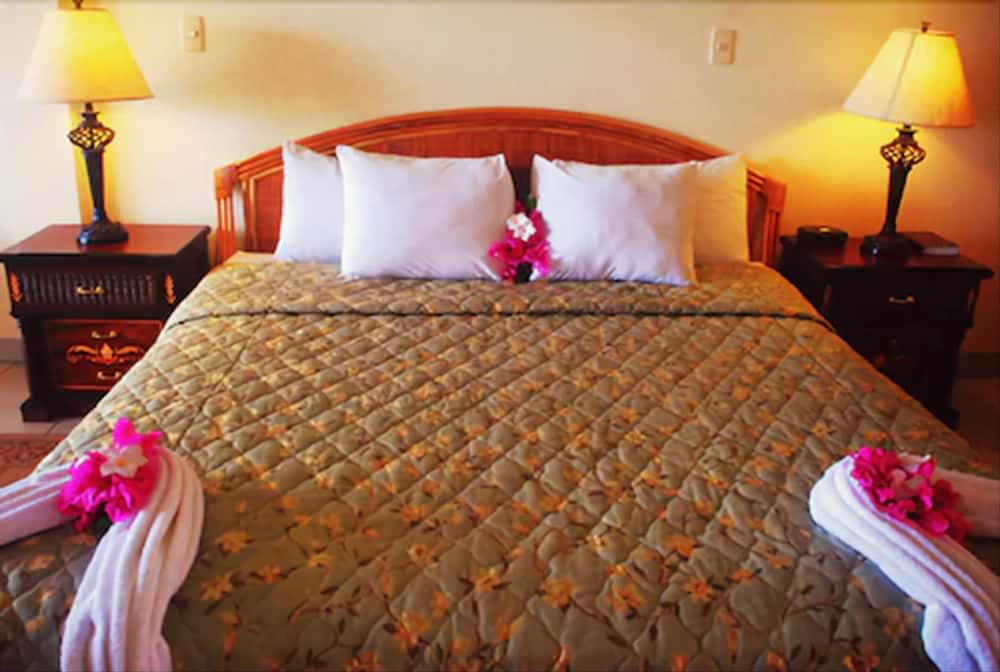Deluxe Room, 1 King Bed