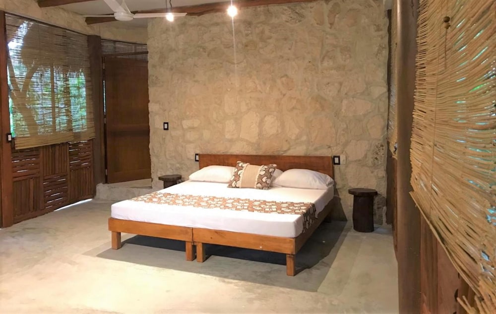 Cabin (Noche Azul) photo 1
