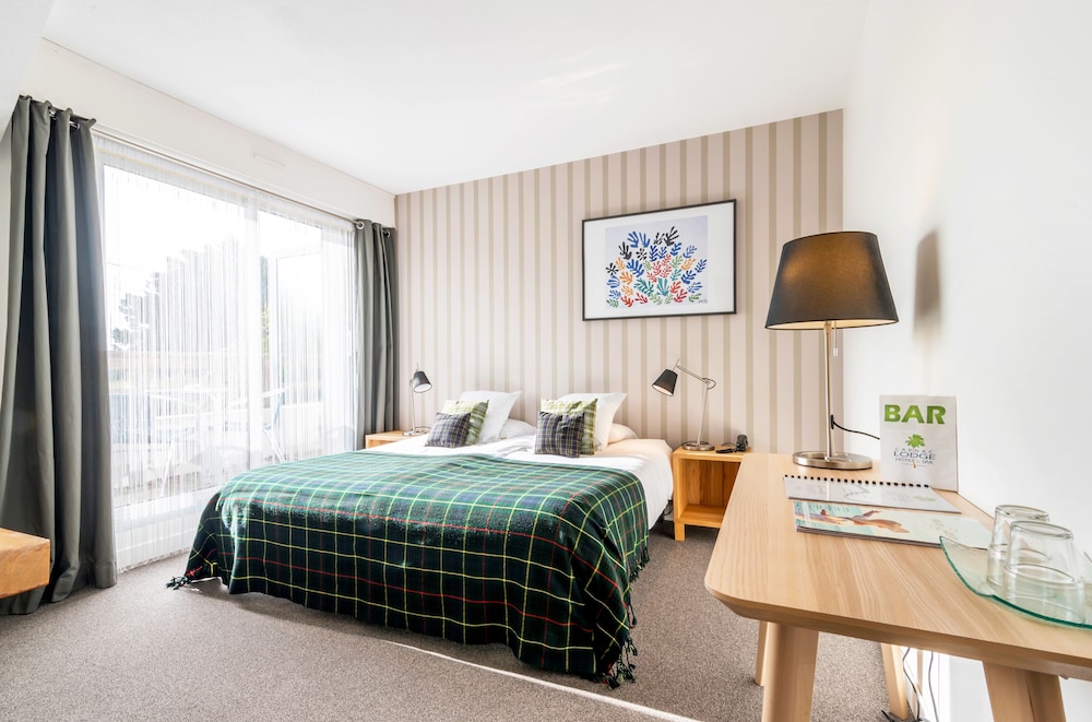 Superior Double or Twin Room - Photo 4