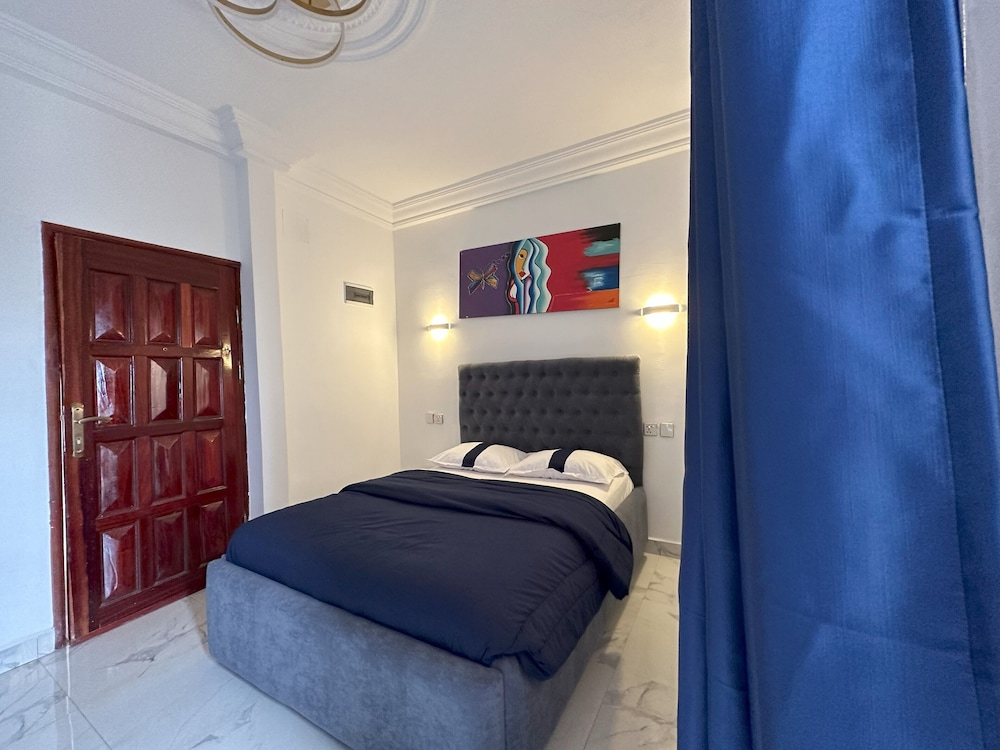 Royal Room, 1 Bedroom, Vision Accessible, Air conditioning photo 1