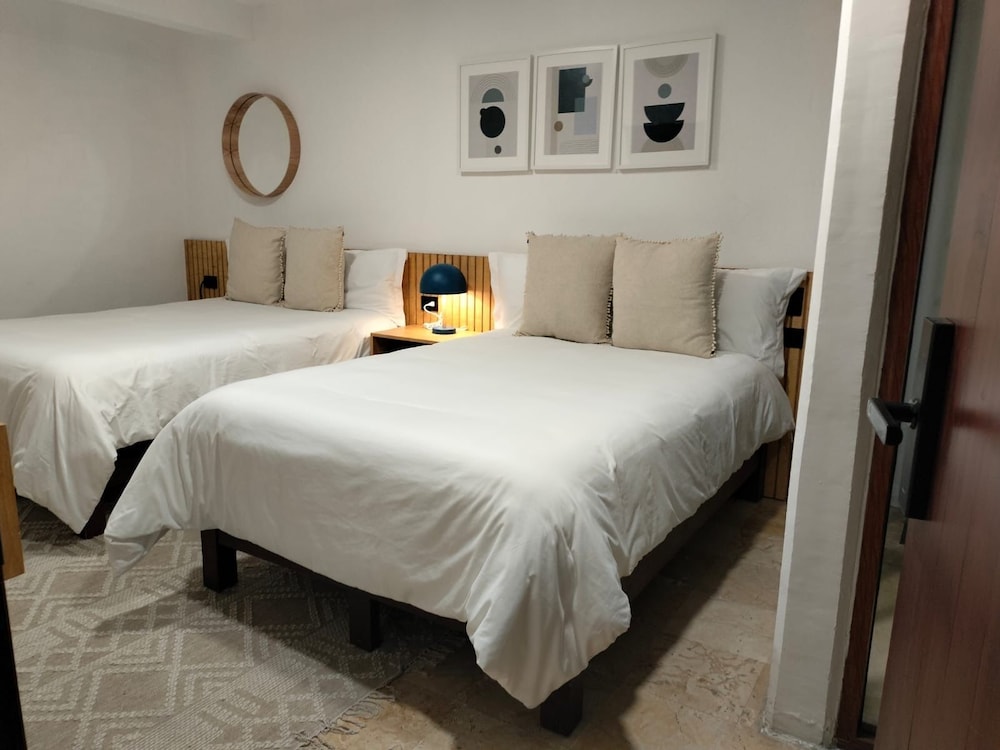 Basic Quadruple Room (2) photo 2