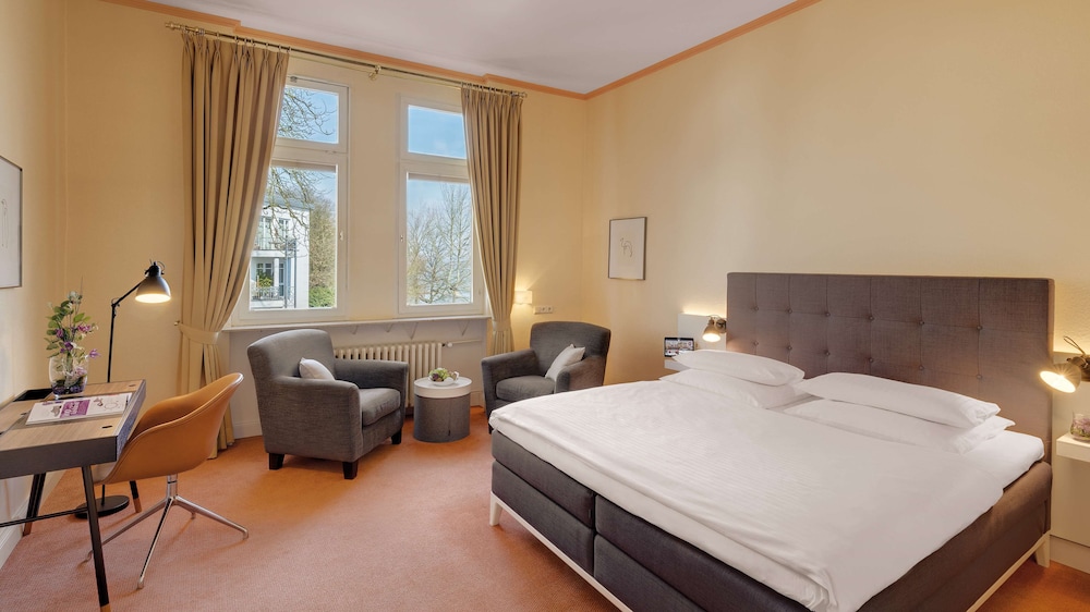 Superior Room, 1 Double Bed, River View photo 2
