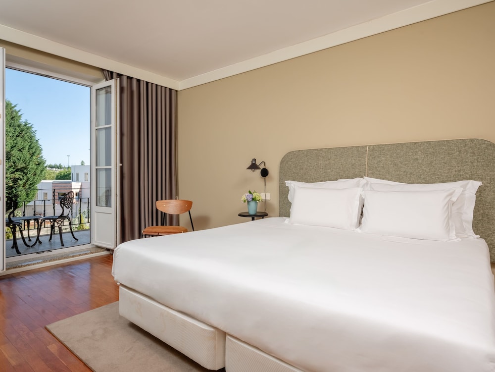 Premium Double or Twin Room - Photo 1
