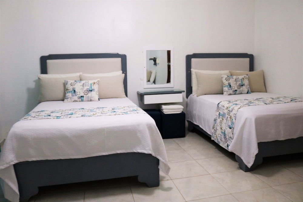 Standard Triple Room, Multiple Beds photo 1