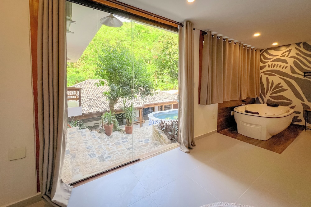 Luxury Room photo 3