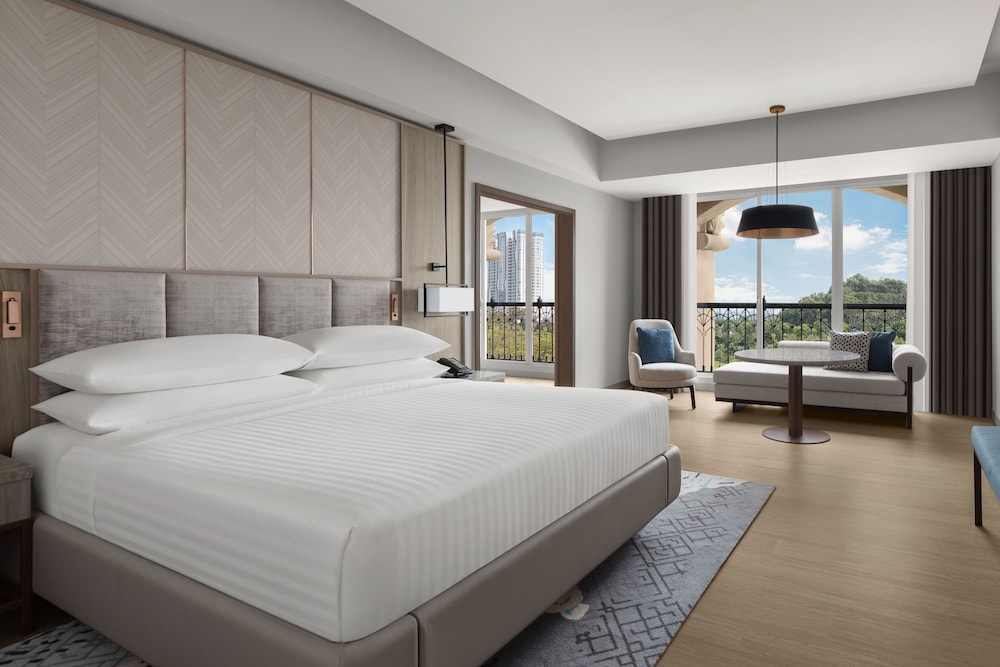 Executive Villa, 3 Bedrooms - Photo 3