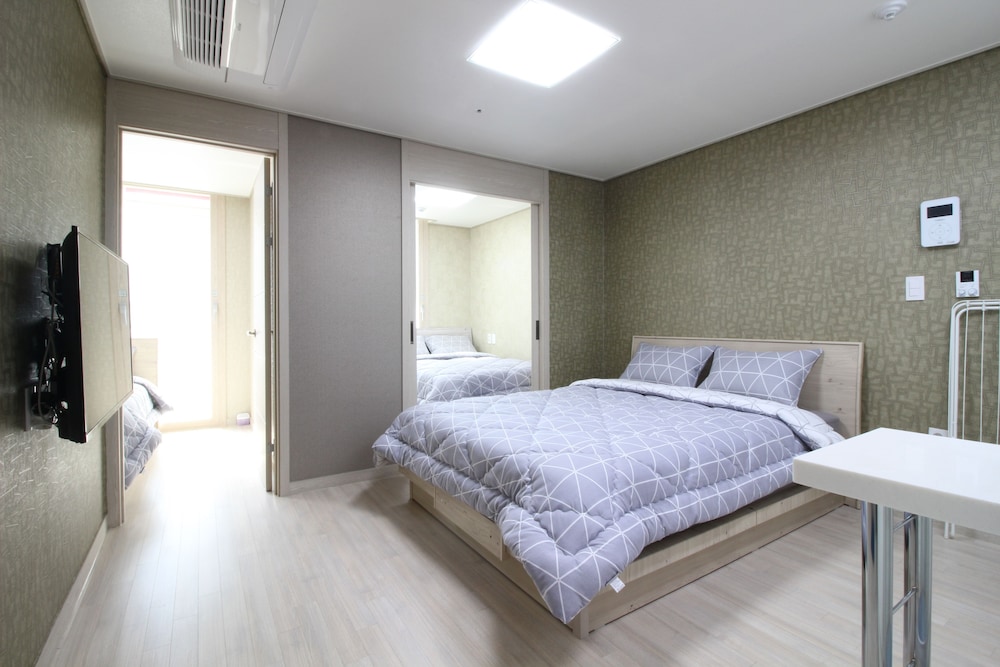 Apartment, 2 Bedrooms photo 1