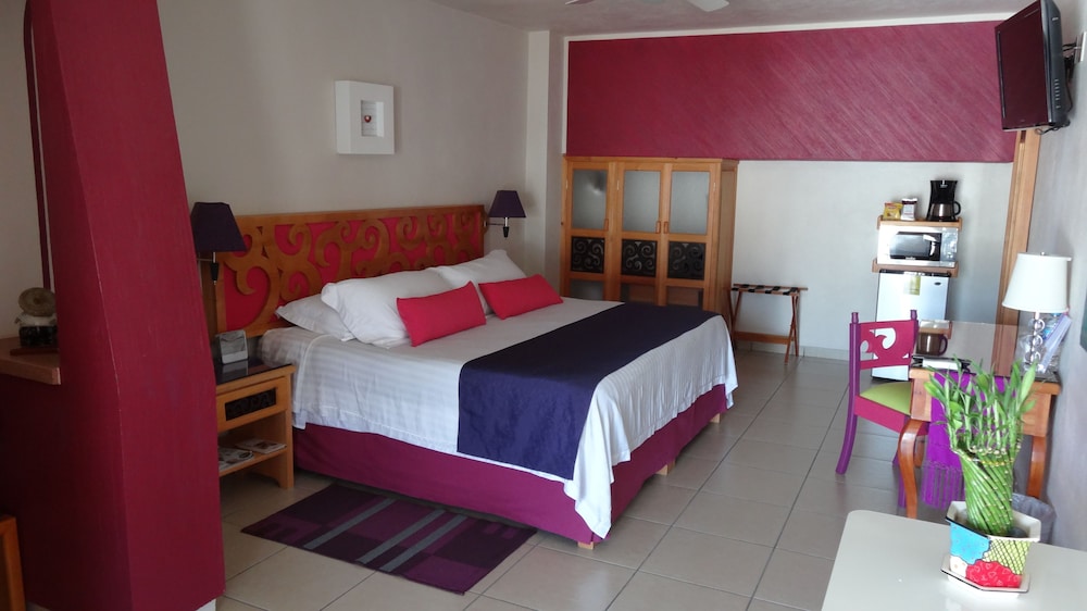 Master Suite, 2 Double Beds photo 2