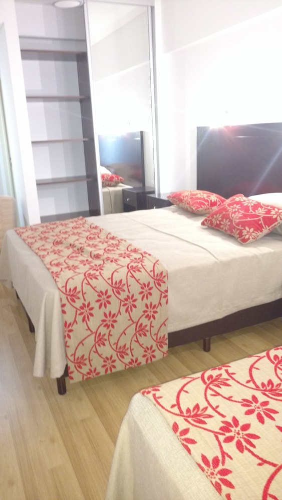 Superior Quadruple Room, City View photo 3
