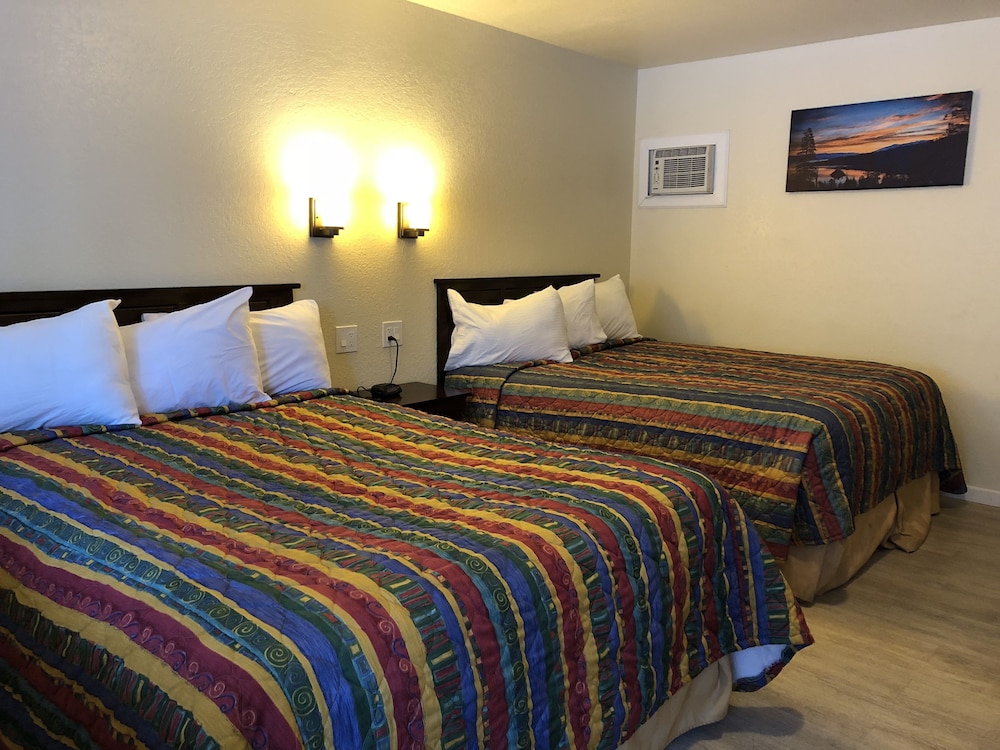 Superior Studio Suite, 2 Queen Beds, Kitchen, Non Smoking