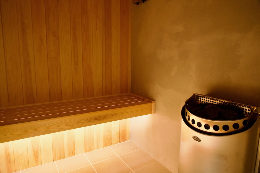 Traditional Quadruple Room, Non Smoking, Sauna - Photo 3