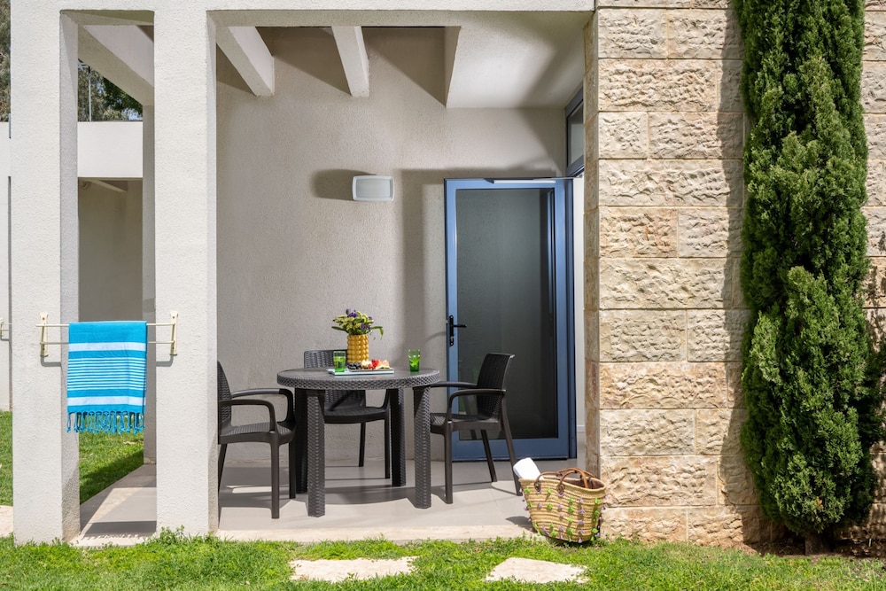 Family Apartment - Photo 4