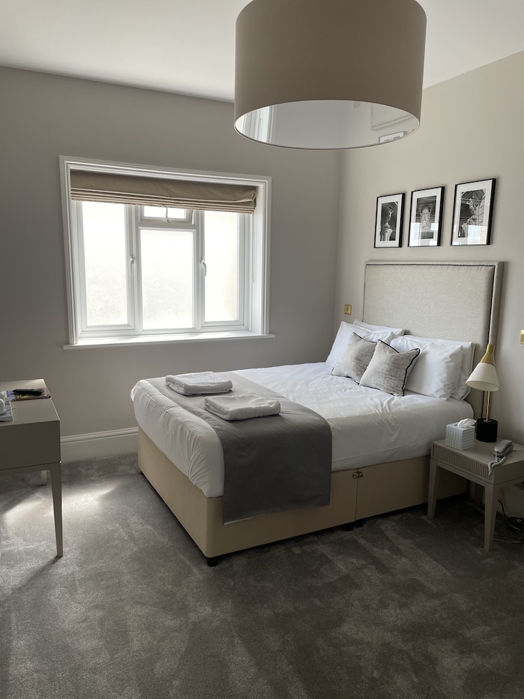 Standard Double Room photo 2