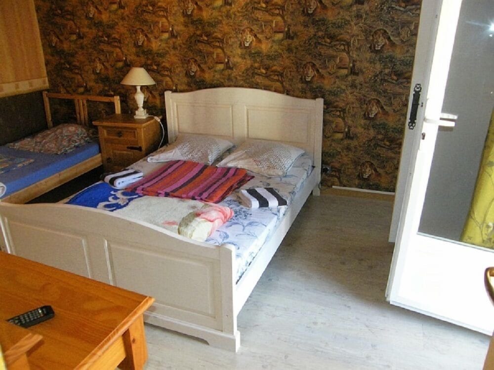 House, 1 Bedroom photo 1