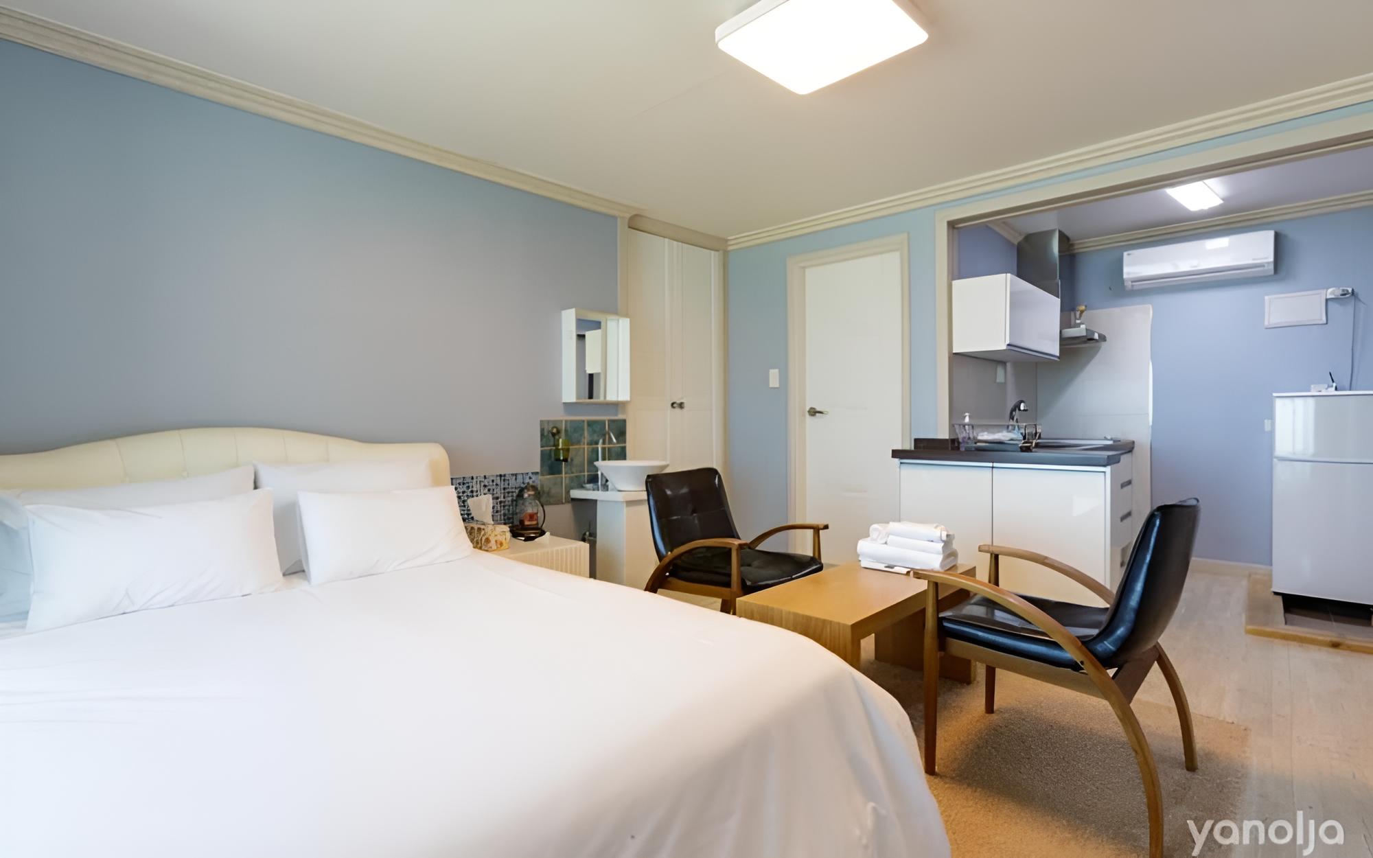 Room (Room 301 (Whirlpool Spa)) - Photo 1
