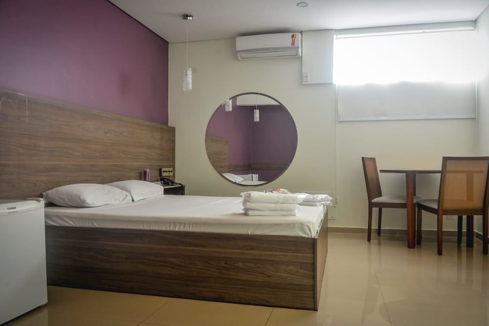 Suite (Lovely) photo 3